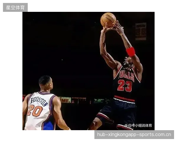NBA球星投篮姿势离谱却全进，全场笑疯